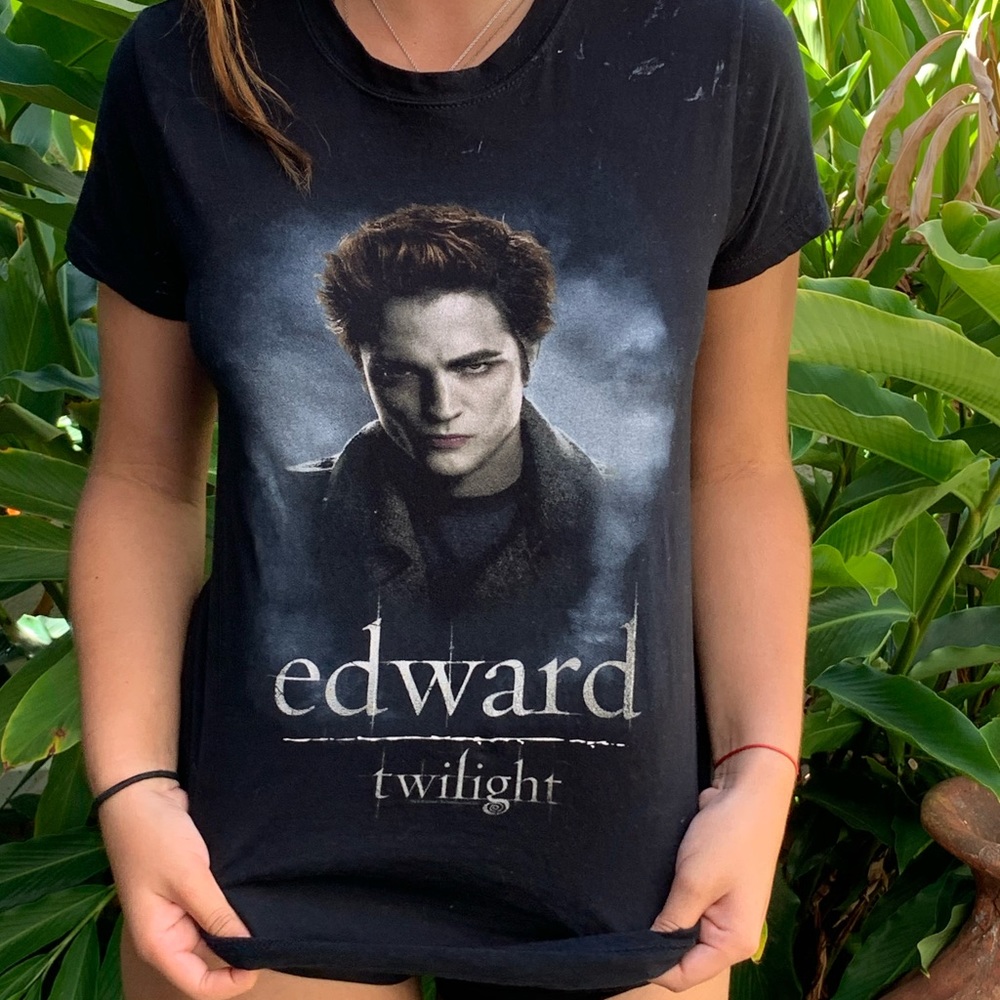 Original Twilight Merchandise: T-Shirt